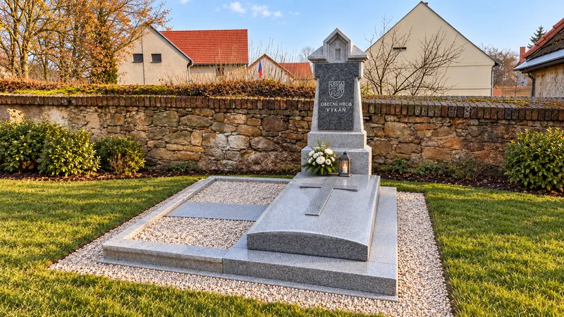 Obecní hrobky – Vykáň, Vyžlovka, Semice, Mnichovice